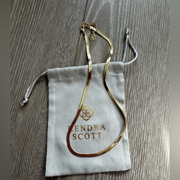 Kendra Scott Kassie Gold Herringbone Chain Necklace - Picture 2 of 4